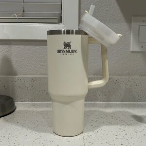 Cream 40oz Stanley